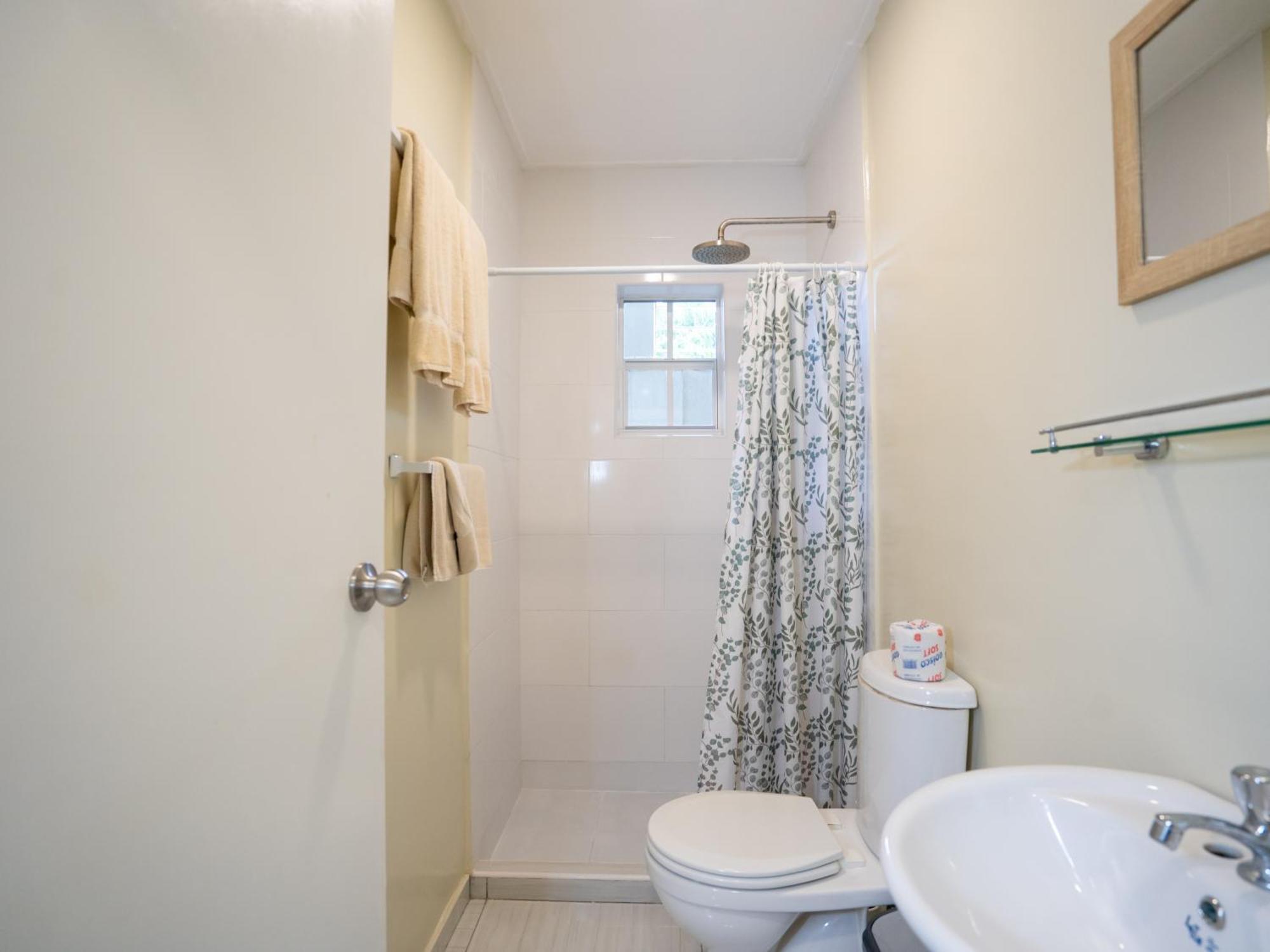 Delynne Boutique Hotel Виллемстад Экстерьер фото